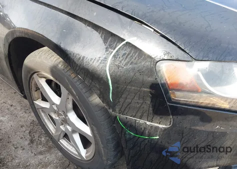 2009 Audi A4 2.0T Premium z USA, uszkodzony, nr VIN WAULF78K49N014751